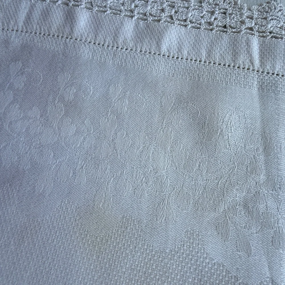 Vintage White Linen Hand Towels Set of 3 Embroidered Lace Fringe Cotton Damask
